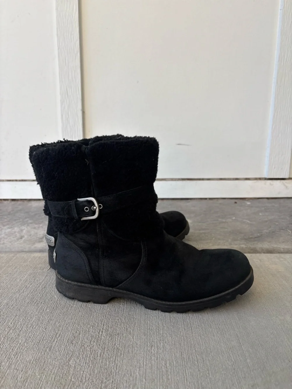 UGG Australia Blayre 1004148 BLACK Winter Suede Leather Boots Size 9
